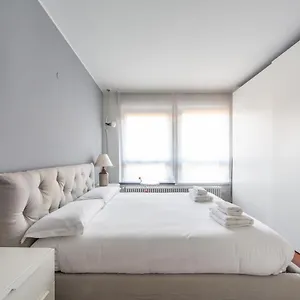 Darsena Cozy Apt - Porta Genova M2 Appartamento